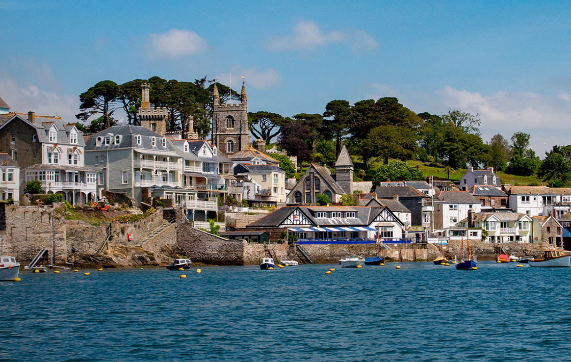 Fowey__0001_penmarlam_heroimage_0001_Layer-1
