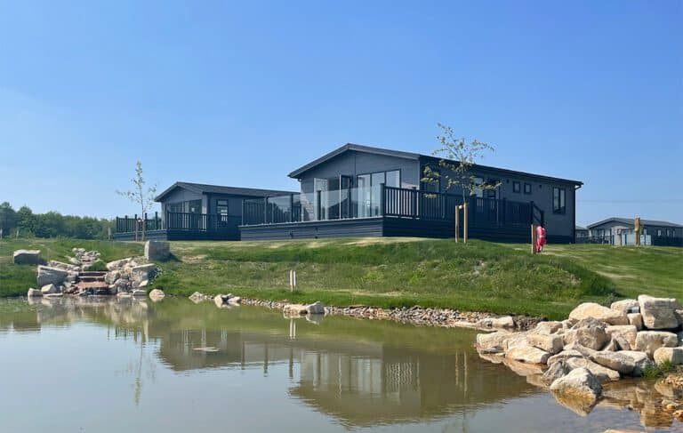 What is a Static Caravan? How is it Different to a Lodge?