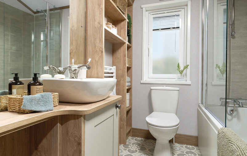 WEB-ABI_HARROGATE_BATHROOM_1251_RT_1120x710