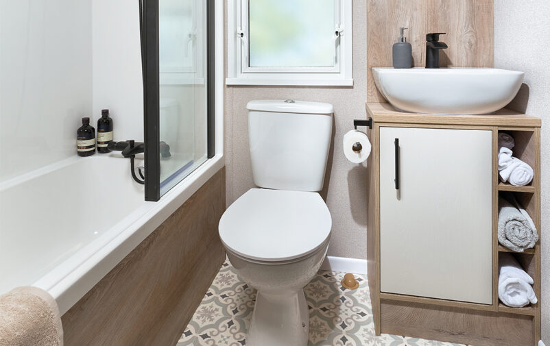 WEB-ABI_BEVERLEY_ENSUITE_0567_RT