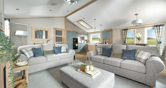 WEB-ABI_HARROGATE_LOUNGE_ALT_01_1014_RT_1120x710-2