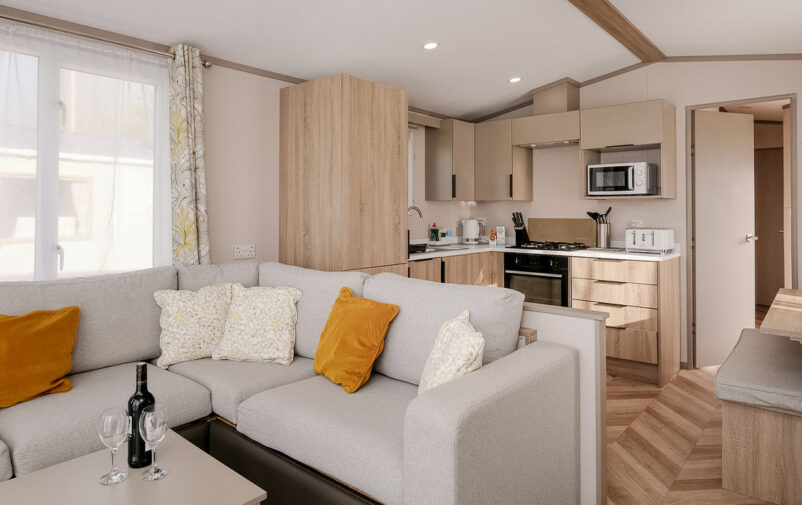 GHF_3_Bed_Luxury__0000_VictoryStonewood_SYKES__0005_1126346_1-2