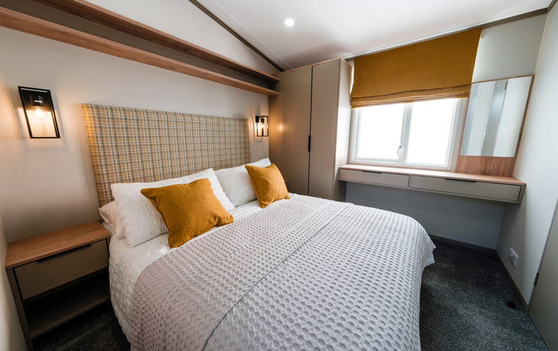 Stonewood-master-bedroom-EDIT_WEB