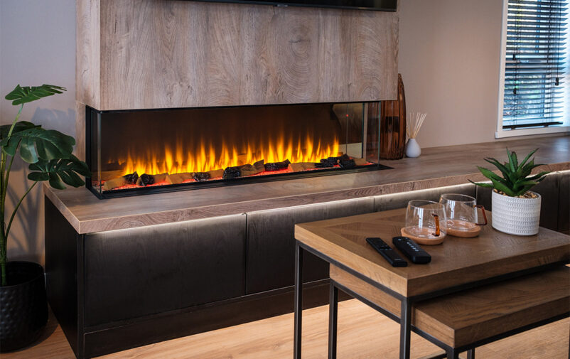 Lounge-fireplace-WEB