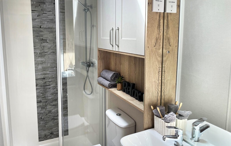 Shower-Room-EDIT-WEB