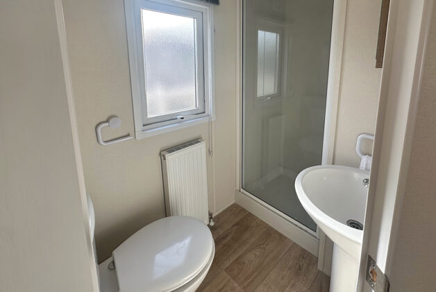 Delta Bromley Holiday Home | 2021