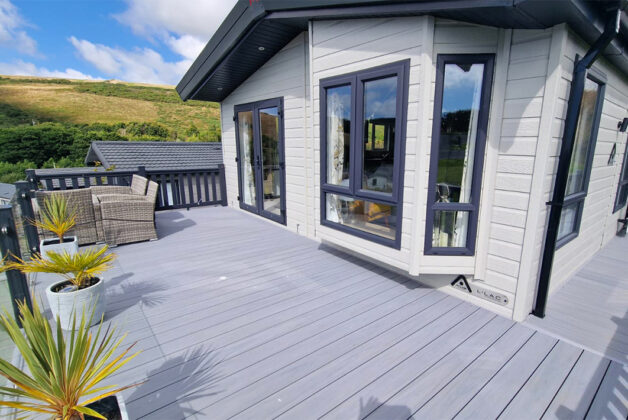 Atlas Lilac Lodge | 2021