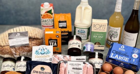 Luxury-Arrivals-Large-1