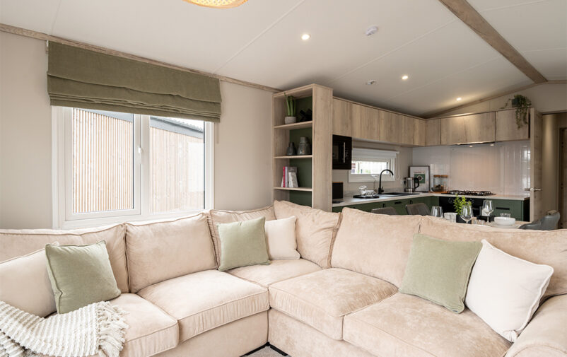 DMC_200825_victory-3_WEB