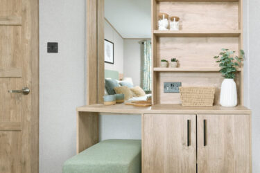 WEB__ABI_KIELDER_RESI_DOUBLE_ROOM_VANITY_2196_RT