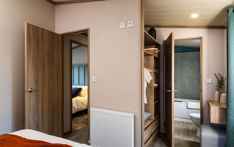 Liberte-20241120_0111_WEB-e1765198136647