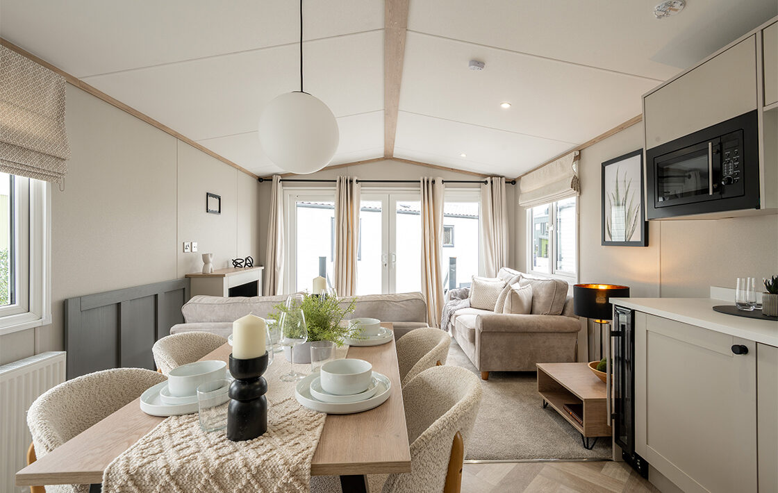 DMC_200825_victory-50_WEB-4