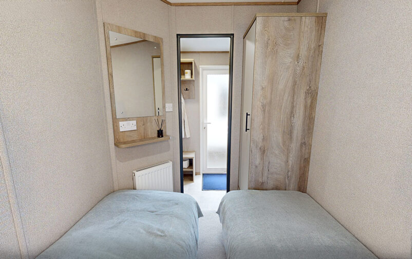 TwinRoom_WEB-1