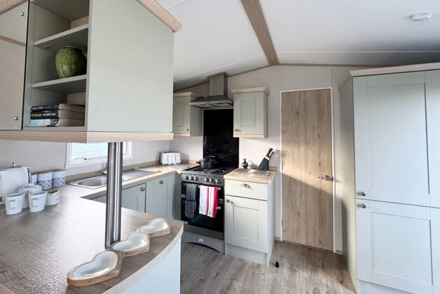 ABI Wimbledon Holiday Home | 2024