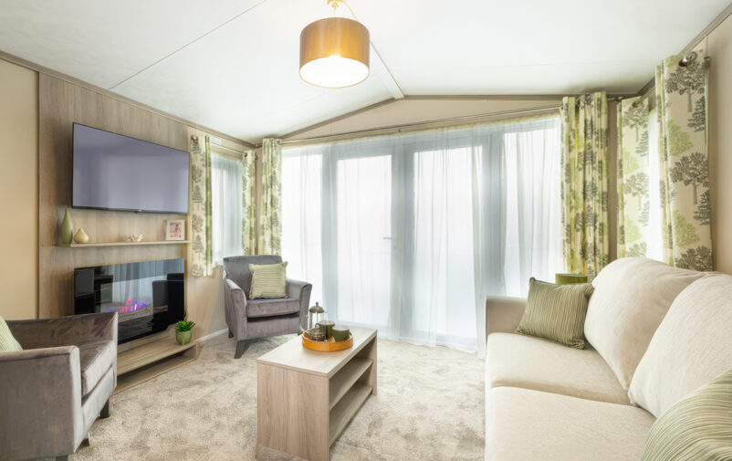 Regent_LivingRoom_4-WEB