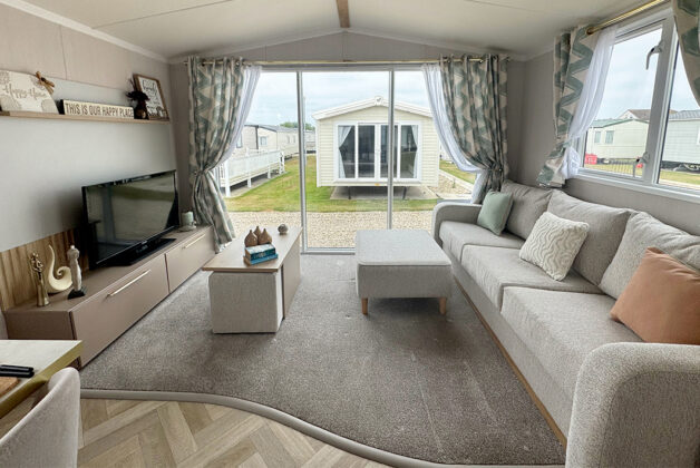 Swift Burgundy Holiday Home | 2026
