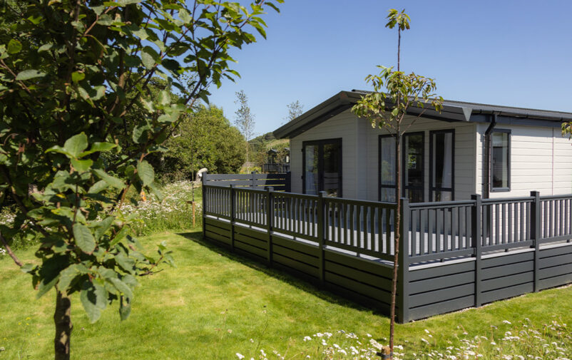 decking-lodge-1