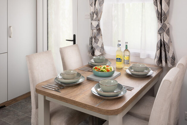 Carnaby Oakdale Holiday Home | 2021
