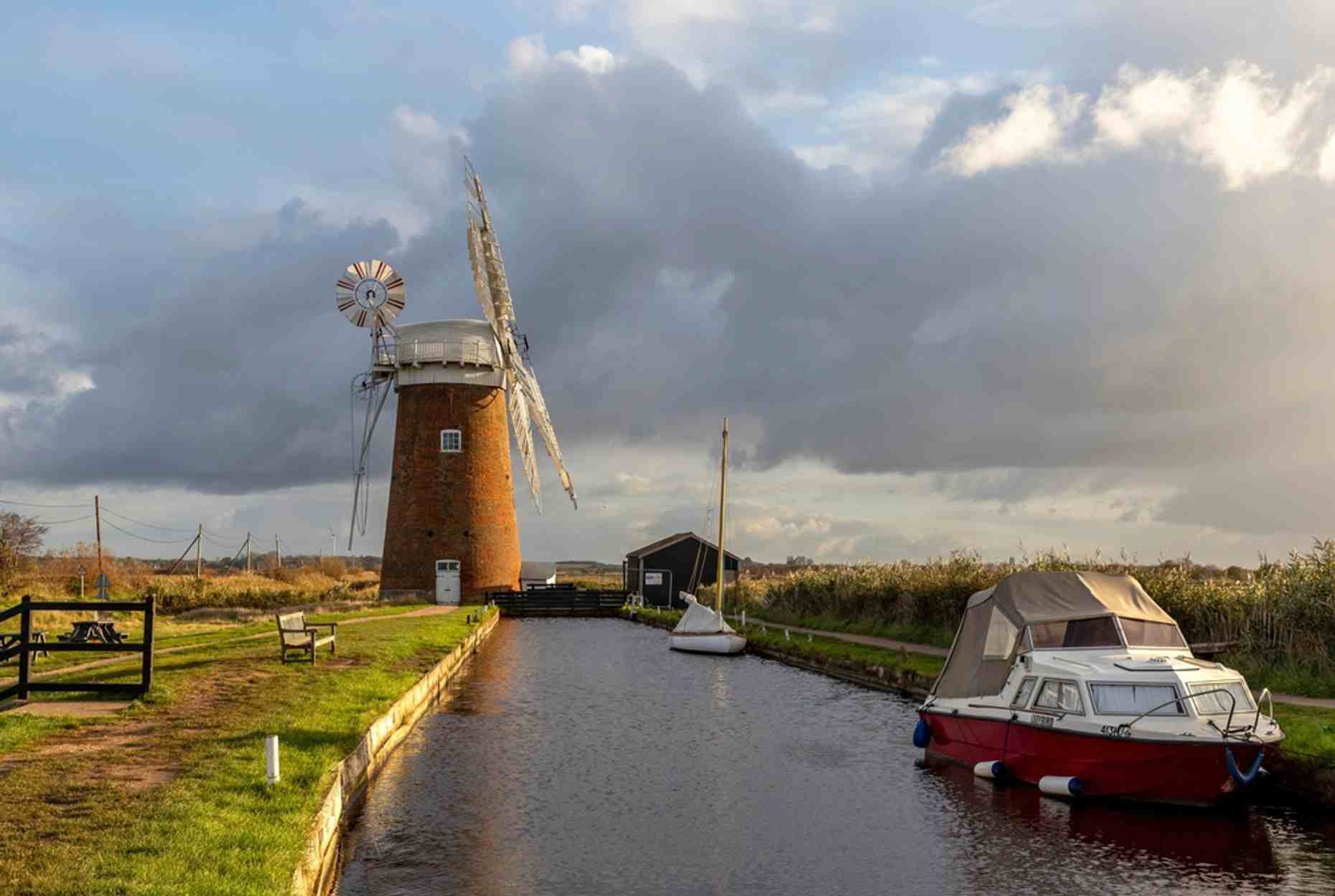 Horsey Windpump Dog Walk